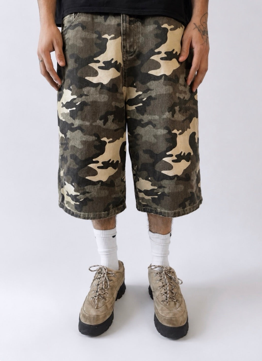 E3T CAMO BAGGY JORTS (PRE ORDER)