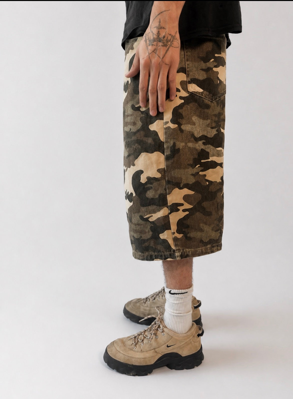 E3T CAMO BAGGY JORTS (PRE ORDER)